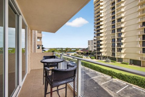 Copropriété à vendre à Riviera Beach, Floride: 2 chambres, 130.06 m2 № 2361639 - photo 22