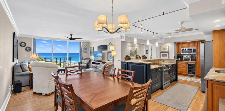 Condo à Riviera Beach, Floride, 2 chambres  № 2361639