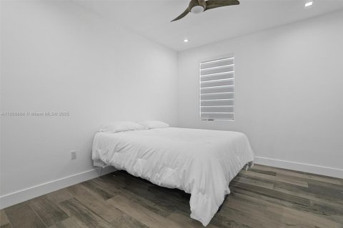 Casa en venta en Miami, Florida, 2 dormitorios, 164.81 m2 № 1805964 - foto 21