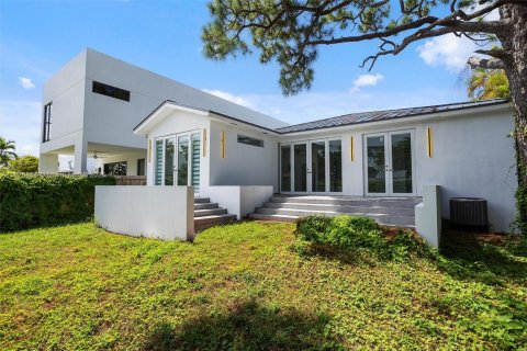 Купить виллу или дом в Майами, Флорида 2 спальни, 164.81м2, № 1805964 - фото 27