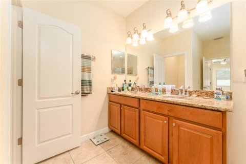 House in Riverview, Florida 4 bedrooms, 170.2 sq.m. № 1754510 - photo 18