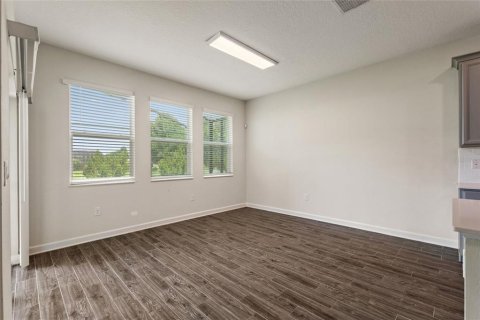 House in Davenport, Florida 4 bedrooms, 216.74 sq.m. № 1858282 - photo 13