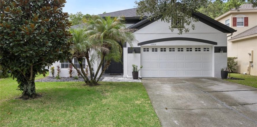 House in Orlando, Florida 4 bedrooms, 189.43 sq.m. № 2280512