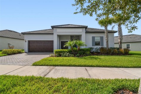 House in San Antonio, Florida 3 bedrooms, 218.23 sq.m. № 1883596 - photo 2