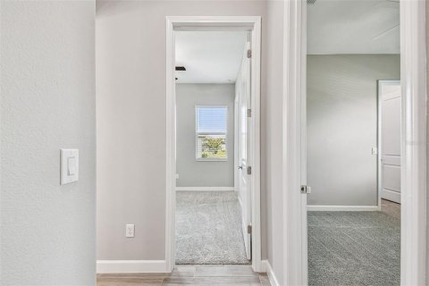 House in San Antonio, Florida 3 bedrooms, 218.23 sq.m. № 1883596 - photo 11
