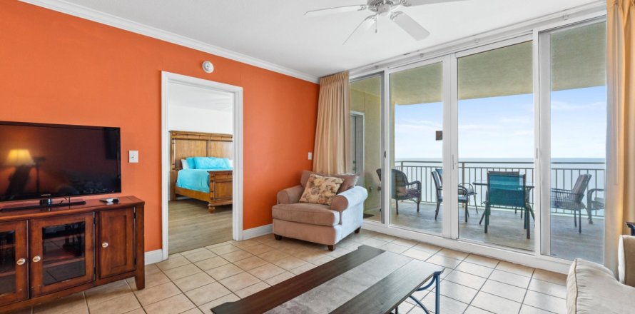 Condo in Panama City Beach, Florida, 2 bedrooms  № 561239