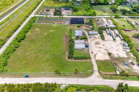 Immobilier commercial à vendre à Miami, Floride № 1764600 - photo 4
