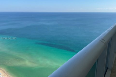 Condominio en alquiler en Hallandale Beach, Florida, 2 dormitorios, 124.21 m2 № 1997089 - foto 21