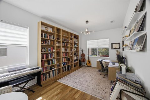 Купить виллу или дом в Ривервью, Флорида 3 комнаты, 422.98м2, № 2129590 - фото 23