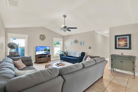 Casa en venta en Riverview, Florida, 4 dormitorios, 200.95 m2 № 1900915 - foto 18