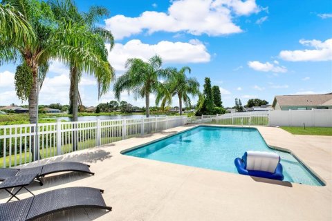 Casa en venta en Riverview, Florida, 4 dormitorios, 200.95 m2 № 1900915 - foto 10