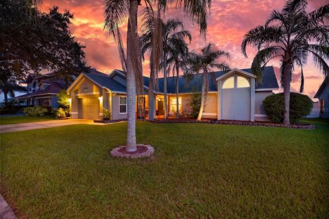 Casa en venta en Riverview, Florida, 4 dormitorios, 200.95 m2 № 1900915 - foto 2