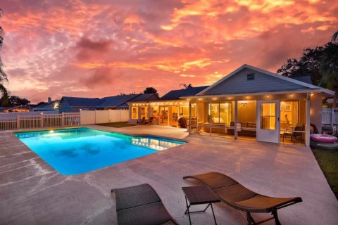 Casa en venta en Riverview, Florida, 4 dormitorios, 200.95 m2 № 1900915 - foto 3