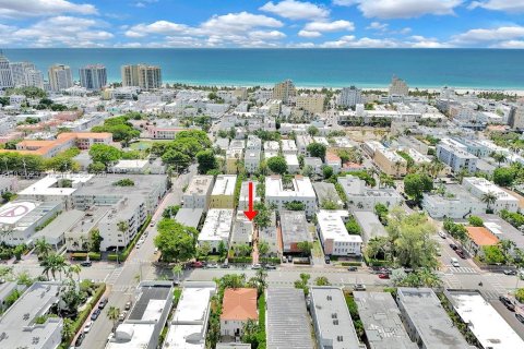 Condo in Miami Beach, Florida, 2 bedrooms  № 1819754 - photo 28