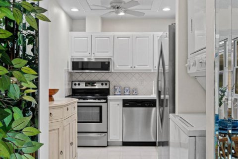Condo in Boynton Beach, Florida, 2 bedrooms № 2187515 - photo 18