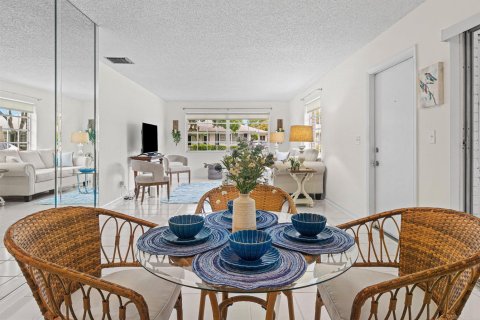 Condo in Boynton Beach, Florida, 2 bedrooms № 2187515 - photo 12