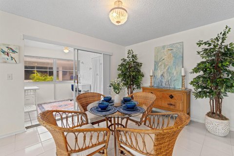 Condo in Boynton Beach, Florida, 2 bedrooms № 2187515 - photo 11