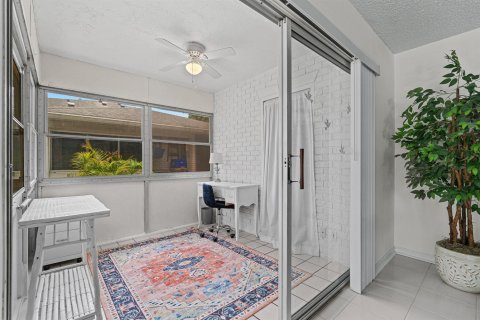 Condo in Boynton Beach, Florida, 2 bedrooms № 2187515 - photo 22
