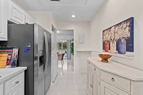 Condo in Boynton Beach, Florida, 2 bedrooms № 2187515 - photo 17