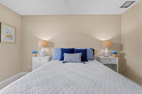 Condo in Boynton Beach, Florida, 2 bedrooms № 2187515 - photo 28