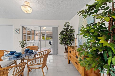 Condo in Boynton Beach, Florida, 2 bedrooms № 2187515 - photo 15