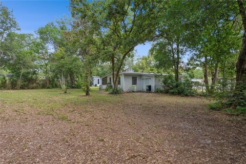 House in Deltona, Florida 4 bedrooms, 119.38 sq.m. № 2107948 - photo 20