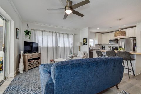 Купить кондоминиум в Трежер-Айленд, Флорида 4 комнаты, 63.55м2, № 2152101 - фото 12