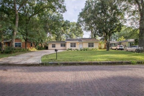 Villa ou maison à Tampa, Floride 3 chambres, 120.49 m2 № 2216868