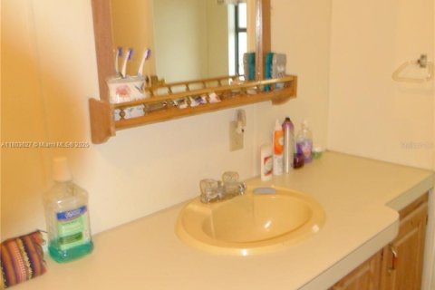 Casa en venta en Okeechobee, Florida, 2 dormitorios, 105.72 m2 № 1688839 - foto 17