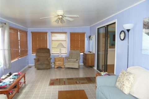 Casa en venta en Okeechobee, Florida, 2 dormitorios, 105.72 m2 № 1688839 - foto 13
