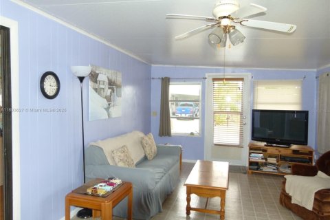 Casa en venta en Okeechobee, Florida, 2 dormitorios, 105.72 m2 № 1688839 - foto 12