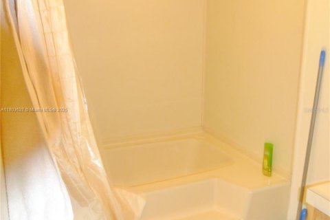 Casa en venta en Okeechobee, Florida, 2 dormitorios, 105.72 m2 № 1688839 - foto 18