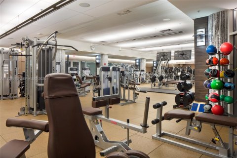 Condo in Aventura, Florida, 3 bedrooms № 2090889 - photo 30