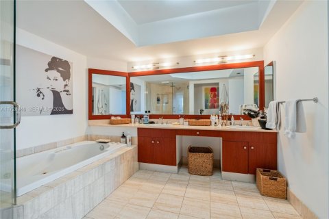 Condo in Aventura, Florida, 3 bedrooms № 2090889 - photo 21