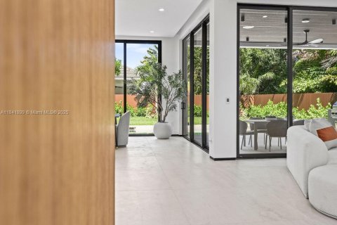 Villa ou maison à vendre à Fort Lauderdale, Floride: 4 chambres, 338.35 m2 № 1833901 - photo 16