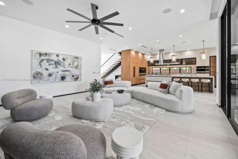 Villa ou maison à vendre à Fort Lauderdale, Floride: 4 chambres, 338.35 m2 № 1833901 - photo 19