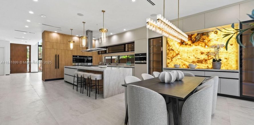 Villa ou maison à Fort Lauderdale, Floride 4 chambres, 338.35 m2 № 1833901