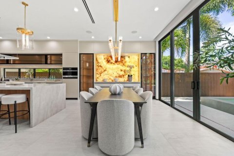 Villa ou maison à vendre à Fort Lauderdale, Floride: 4 chambres, 338.35 m2 № 1833901 - photo 30