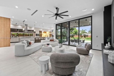 Villa ou maison à vendre à Fort Lauderdale, Floride: 4 chambres, 338.35 m2 № 1833901 - photo 17