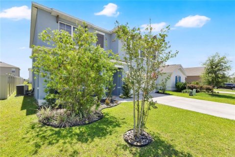 Casa en alquiler en Winter Haven, Florida, 6 dormitorios, 250.46 m2 № 2232601 - foto 8