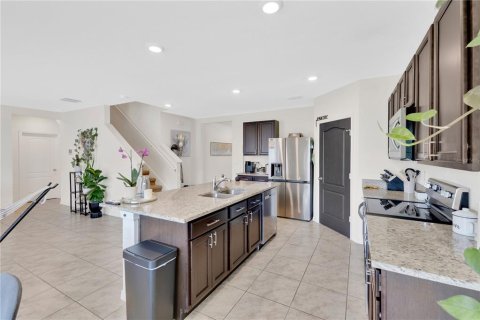 Casa en alquiler en Winter Haven, Florida, 6 dormitorios, 250.46 m2 № 2232601 - foto 13