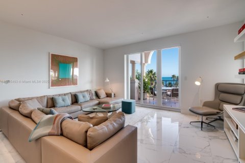 Condo in Miami Beach, Florida, 3 bedrooms  № 1862804 - photo 8