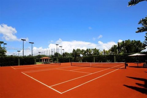 Condo in Miami Beach, Florida, 3 bedrooms  № 1862804 - photo 27