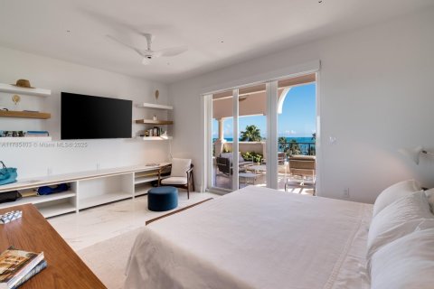 Condo in Miami Beach, Florida, 3 bedrooms  № 1862804 - photo 12