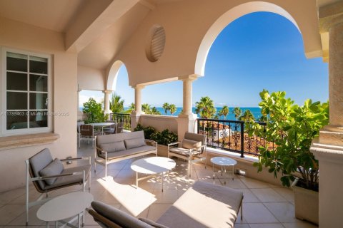 Condo in Miami Beach, Florida, 3 bedrooms  № 1862804 - photo 2