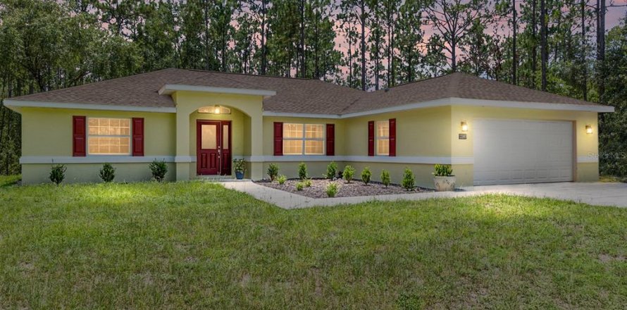 House in Dunnellon, Florida 3 bedrooms, 164.72 sq.m. № 1854490