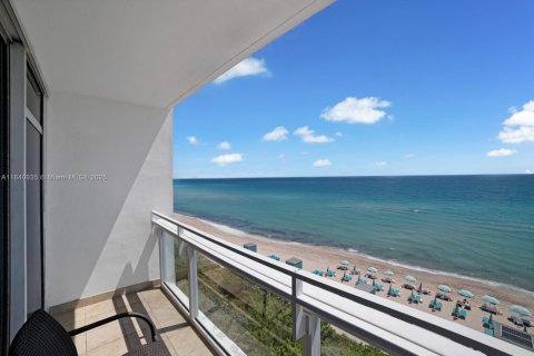 Copropriété à vendre à Miami Beach, Floride: 2 chambres, 109.72 m2 № 1830411 - photo 22