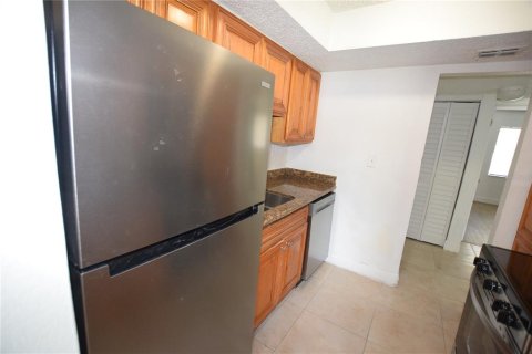 Condo in Orlando, Florida, 1 bedroom  № 2216831 - photo 21