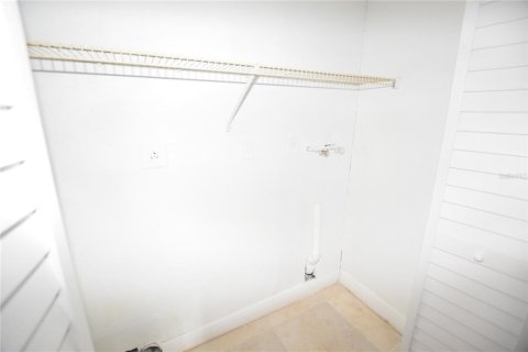 Condo in Orlando, Florida, 1 bedroom  № 2216831 - photo 28