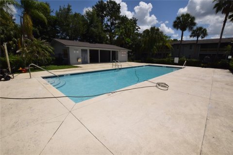 Condo in Orlando, Florida, 1 bedroom  № 2216831 - photo 8